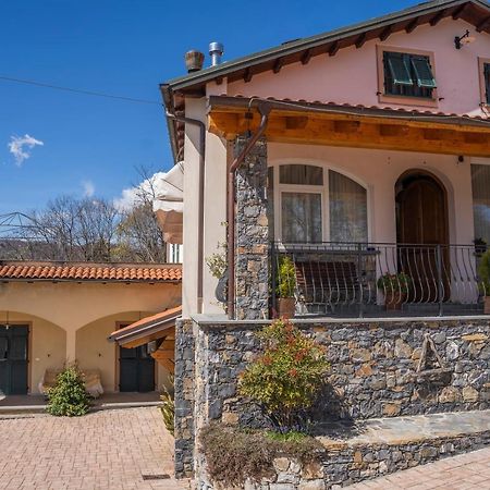 Cavizzano 028 - Agriturismo "Il Boschetto" Con Piscina, Pace E Natura - Camera Familiare מראה חיצוני תמונה