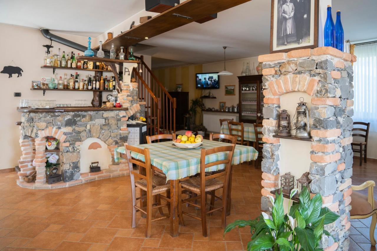 Cavizzano 028 - Agriturismo "Il Boschetto" Con Piscina, Pace E Natura - Camera Familiare מראה חיצוני תמונה