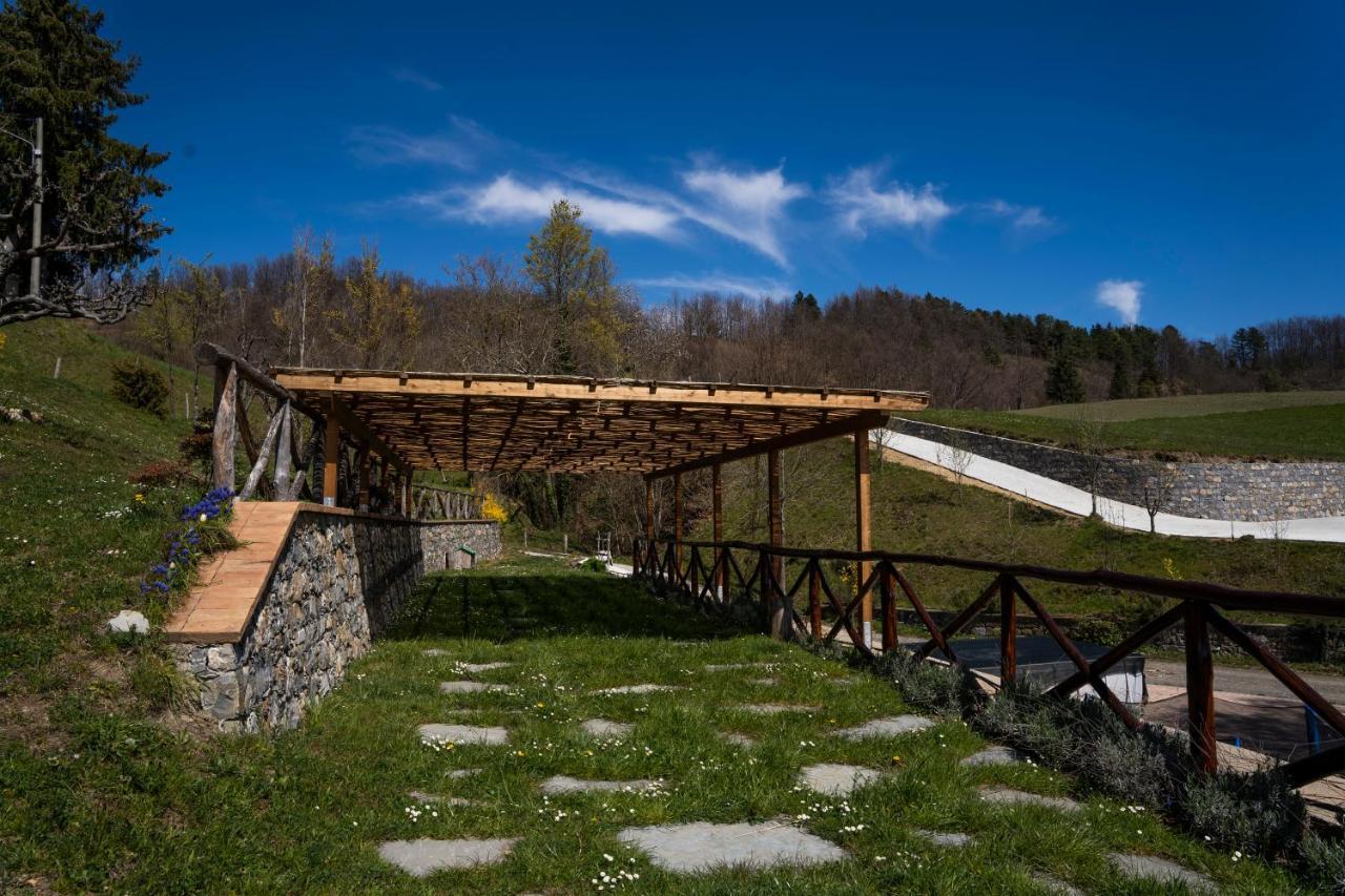 Cavizzano 028 - Agriturismo "Il Boschetto" Con Piscina, Pace E Natura - Camera Familiare מראה חיצוני תמונה
