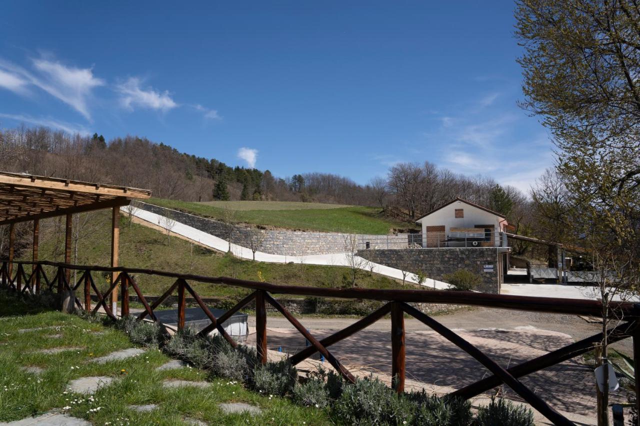 Cavizzano 028 - Agriturismo "Il Boschetto" Con Piscina, Pace E Natura - Camera Familiare מראה חיצוני תמונה