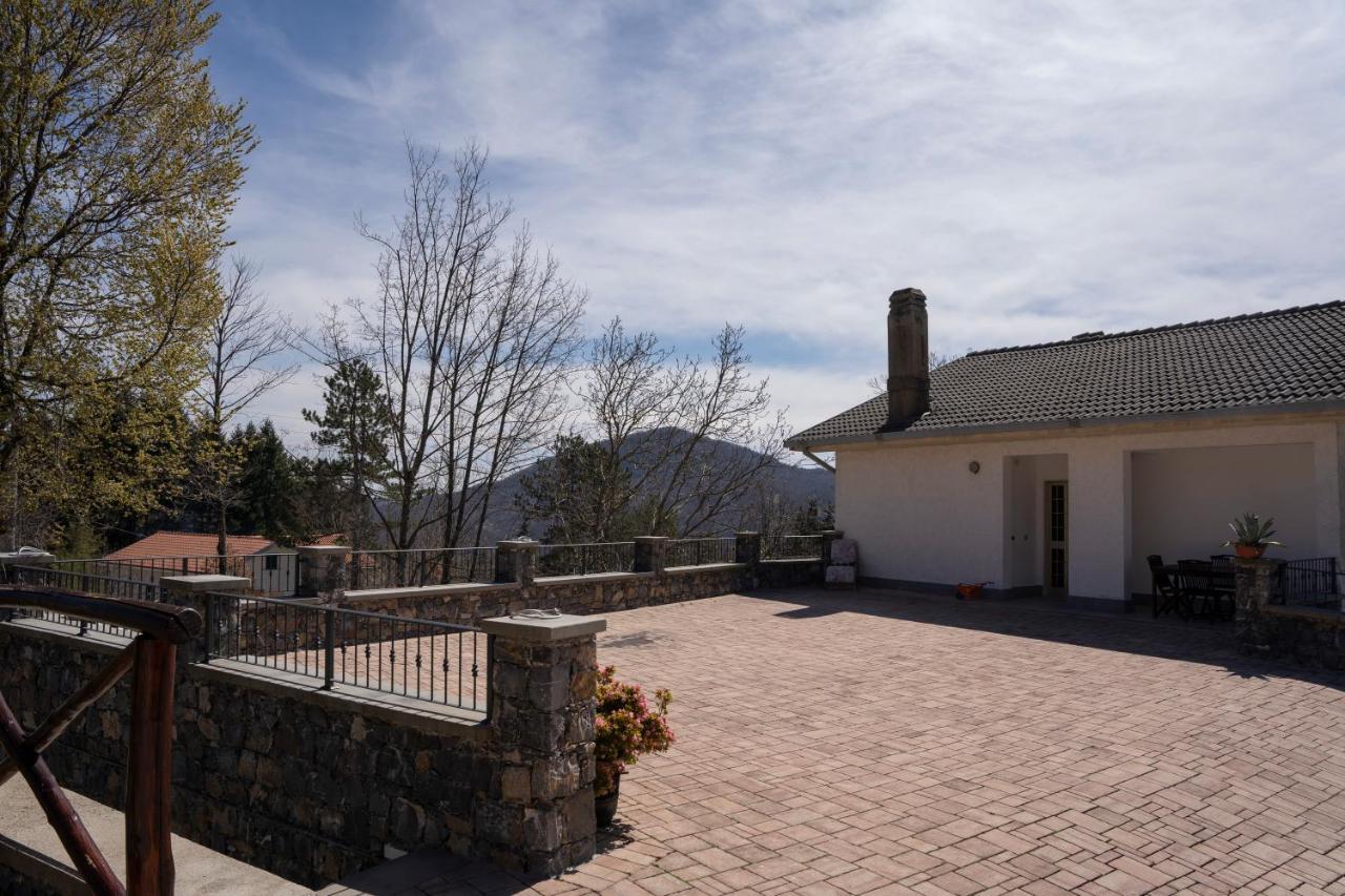 Cavizzano 028 - Agriturismo "Il Boschetto" Con Piscina, Pace E Natura - Camera Familiare מראה חיצוני תמונה