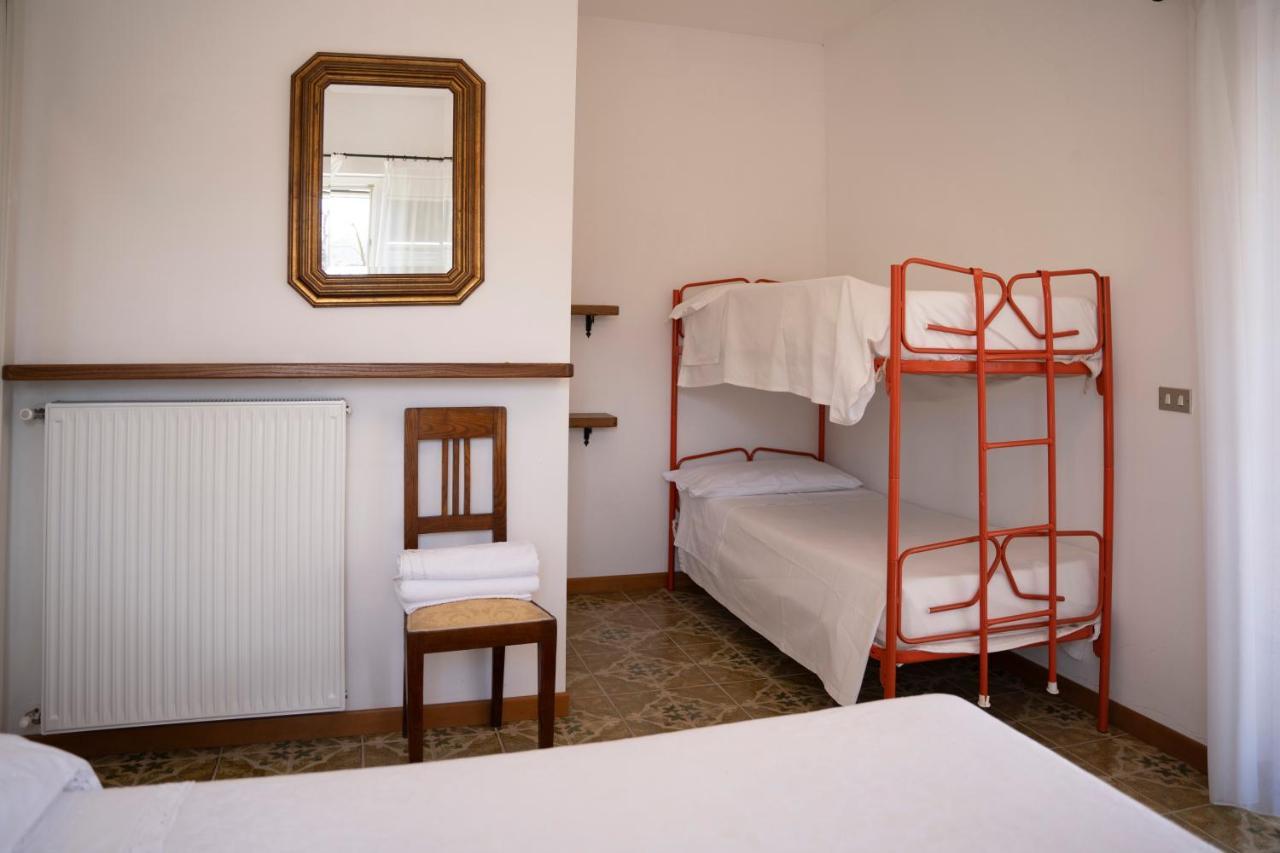 Cavizzano 028 - Agriturismo "Il Boschetto" Con Piscina, Pace E Natura - Camera Familiare מראה חיצוני תמונה